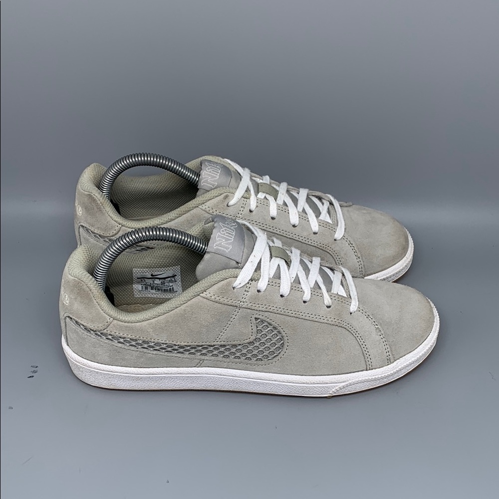 Nike Court‎ Royale Suede Shoes AJ7731-300 Women’s Sz 8.5